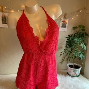 Hot pink lace romper 💕